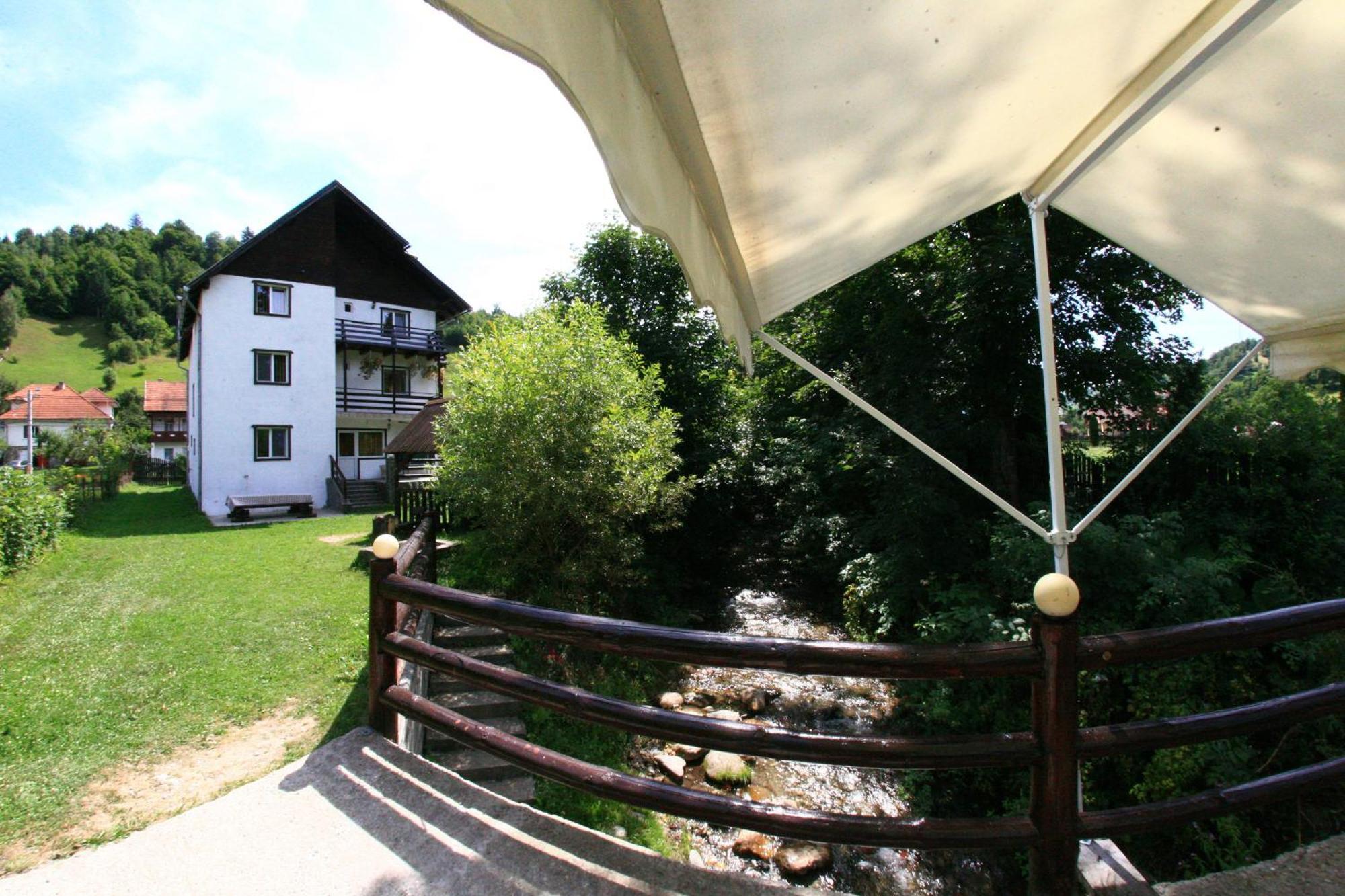 Vila Doina Branului บราน ภายนอก รูปภาพ